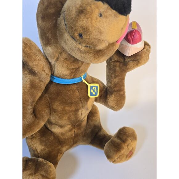 14” Large Cartoon Network Scooby Doo Plush Holding Hot Dog Play By Play - Picture 3 of 12